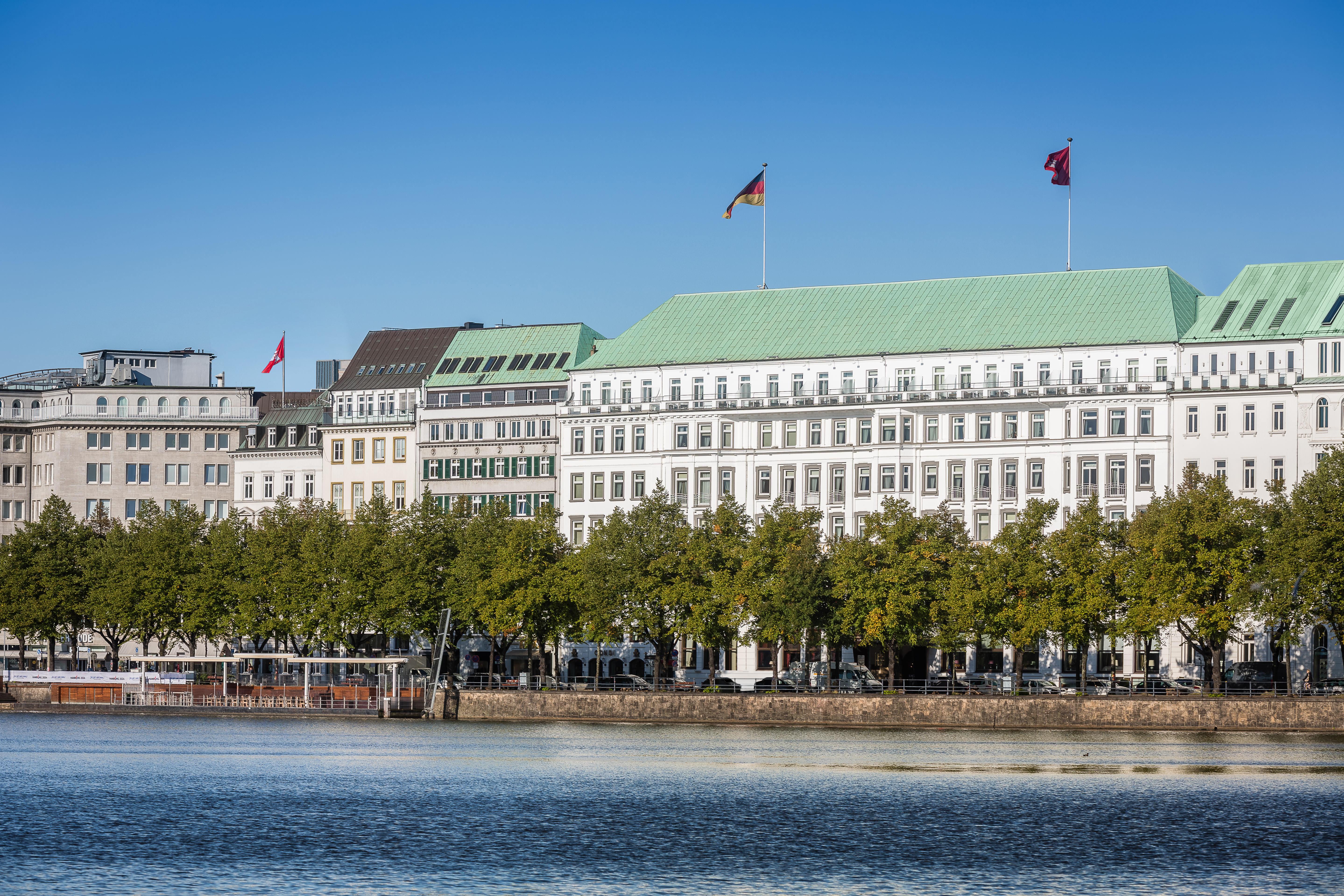 Fairmont Hotel Vier Jahreszeiten, Hotel Des Jahres 2023 & 2024- Die 101 Besten Amburgo Esterno foto